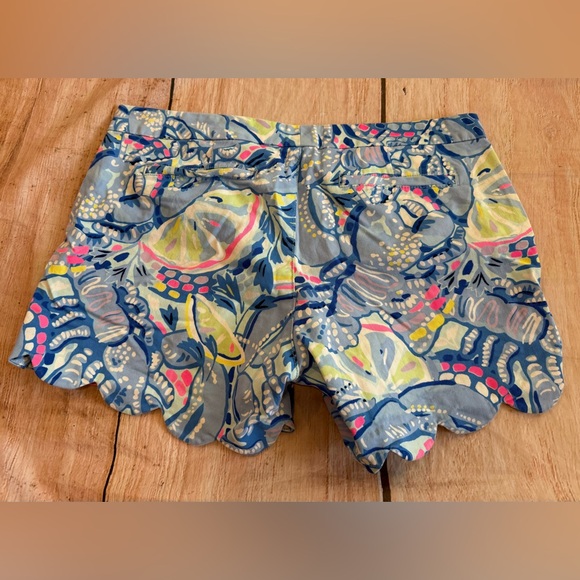 Lilly Pulitzer Buttercup Stretch Scallop Hem Shorts Size 8 - Picture 5 of 7